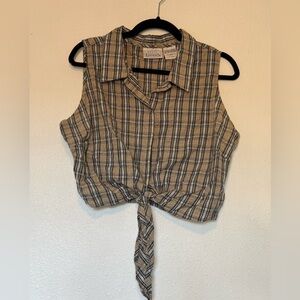 Basic Editions Vintage SLeeveless Tie Front Collared Button Up Top Plaid - XL